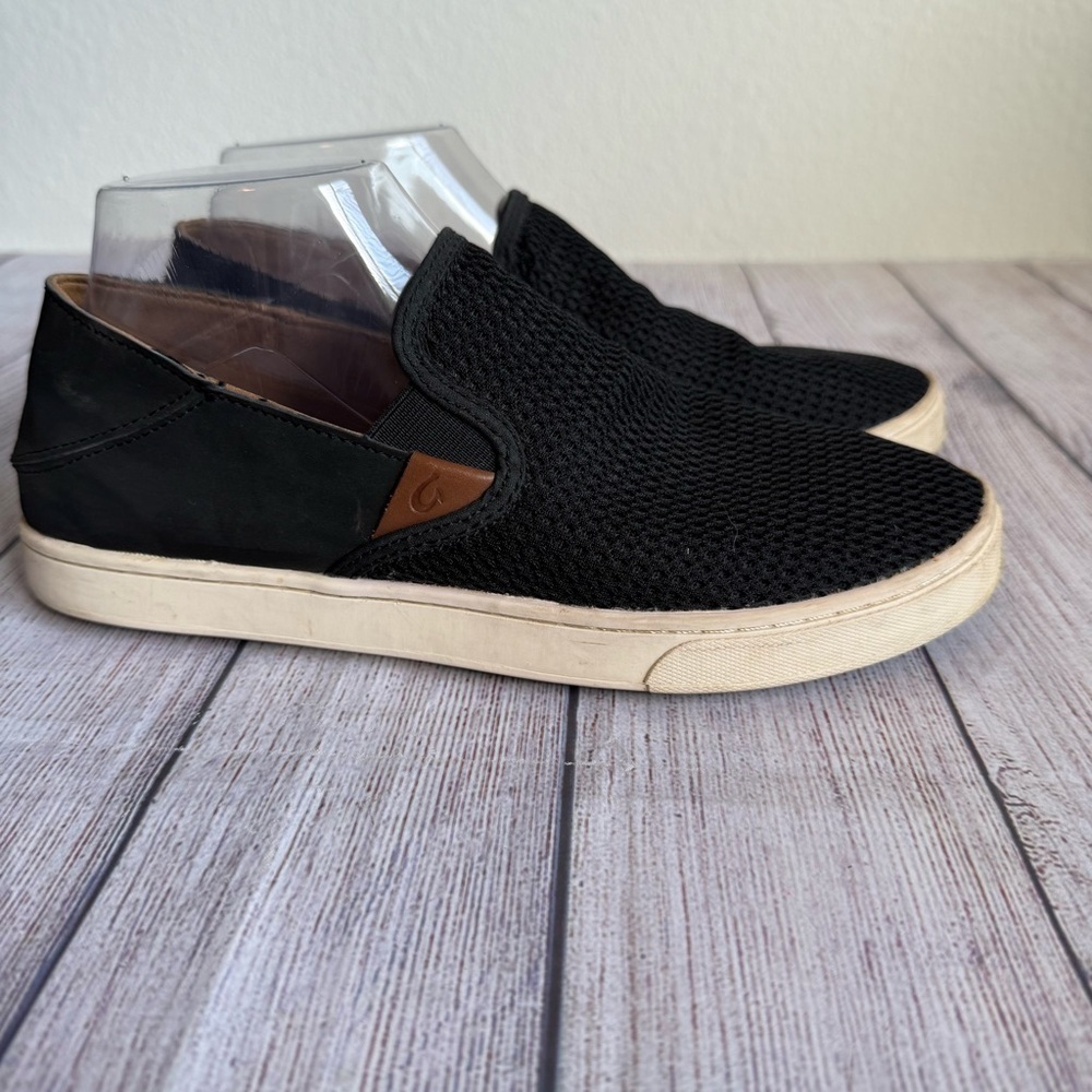 OLUKAI Pehuea Black Slip On Shoes 8.5
